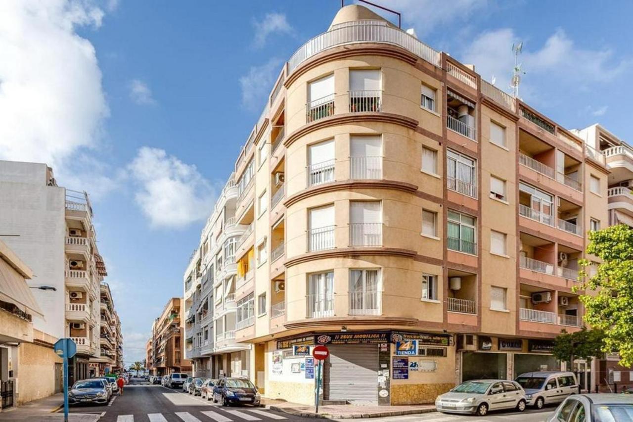 Isamar Apartamento Playa Del Cura Торрев'єха Екстер'єр фото