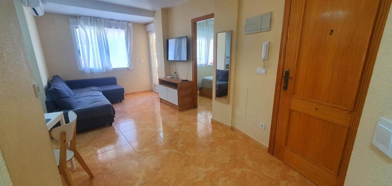 Isamar Apartamento Playa Del Cura Торрев'єха Екстер'єр фото
