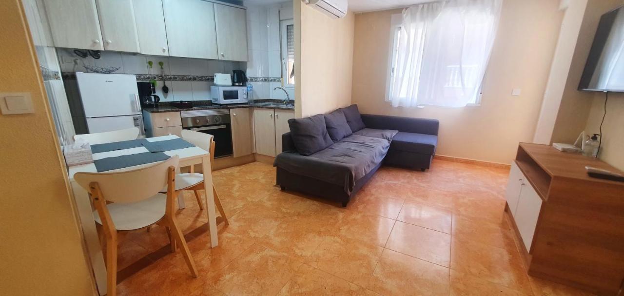 Isamar Apartamento Playa Del Cura Торрев'єха Екстер'єр фото